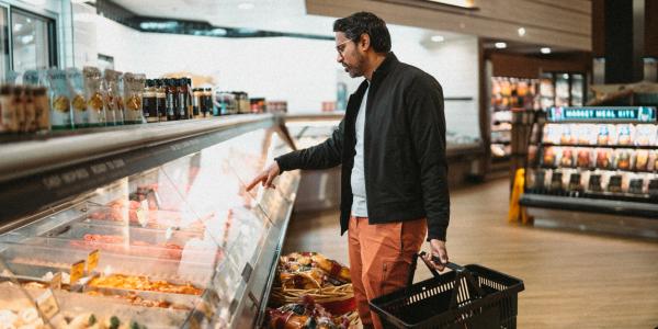 Hot foods shopping 
